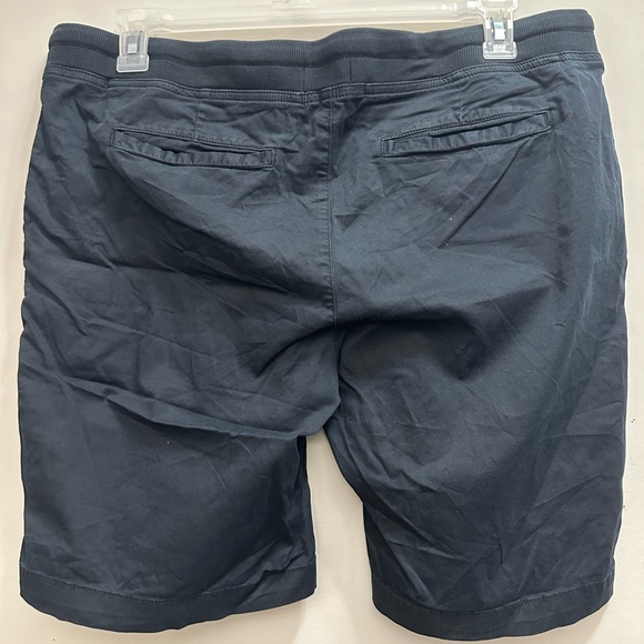 Denver Hayes Cargo Shorts - Picture 2 of 3